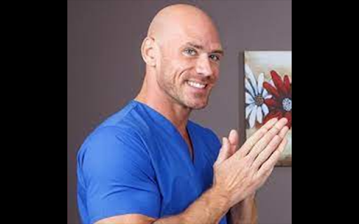 Here's Johnny :: Will quickly replace a random image on your page with an image of Johnny.